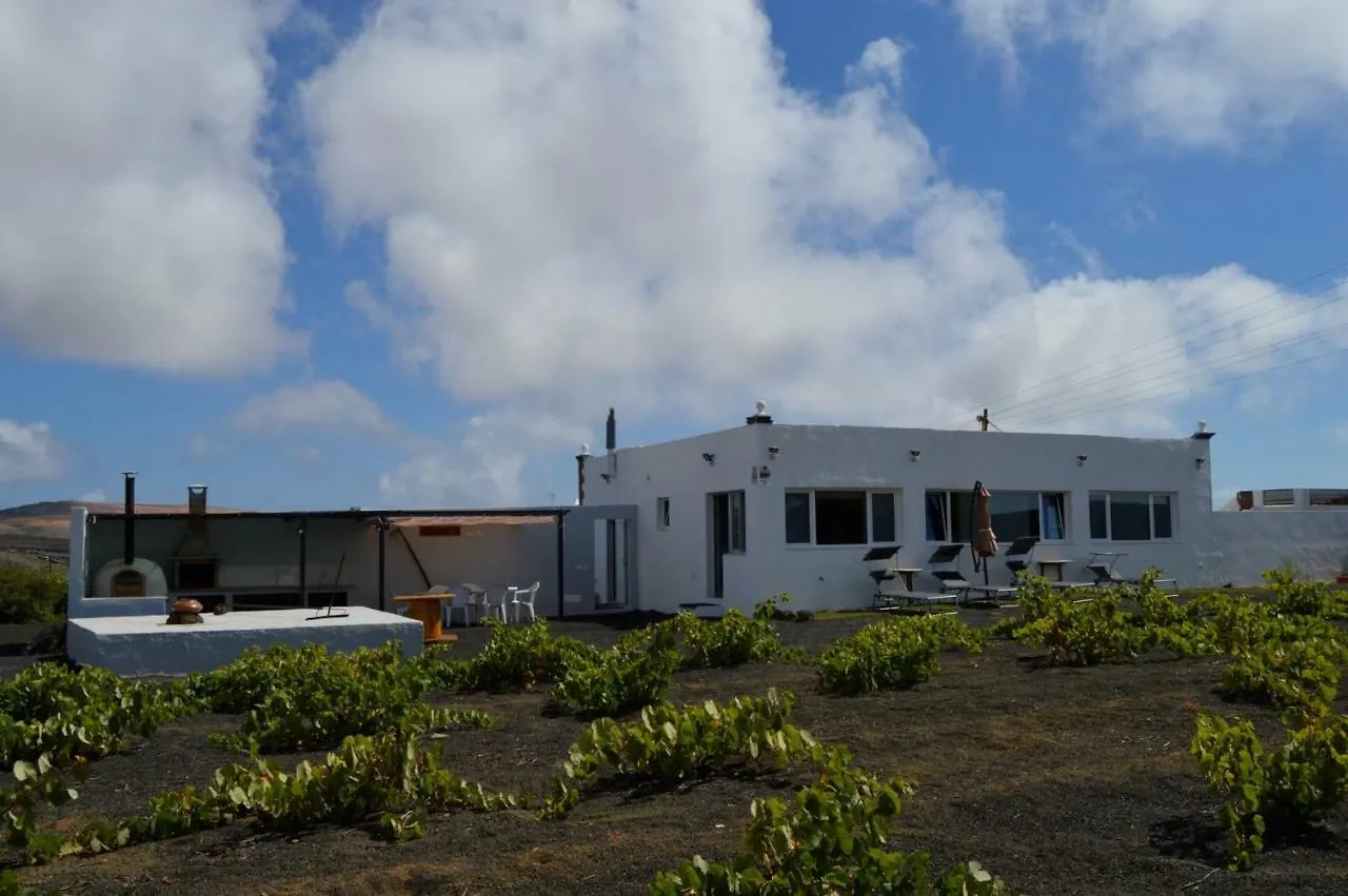 Casa Volcan De Ye Ye 0*,
