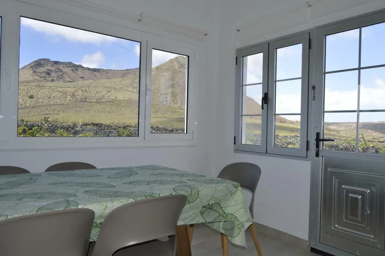 Casa Volcan De Ye Ye Holiday home